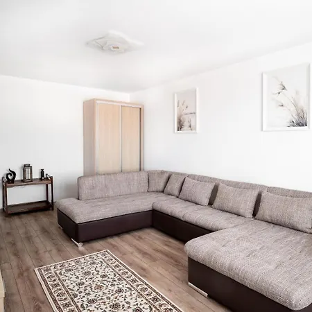 Appartement Nice And Cozy Apartament *